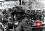 Standbild 82nd Airborne Division Saint Marcouf Frankreich, 1944, aus Sekunde 48 historischem Filmmaterial Videoclip 65675068780