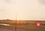 Standbild Fahrzeuge Bien Hoa in Vietnam, 1969, aus Sekunde 32 historischem Filmmaterial Videoclip 65675068807