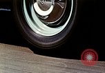 Standbild Automobile und Highways in Amerika United States USA, 1953, aus Sekunde 11 historischem Filmmaterial Videoclip 65675068823