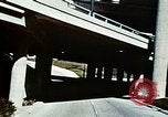 Standbild Automobile und Highways in Amerika United States USA, 1953, aus Sekunde 14 historischem Filmmaterial Videoclip 65675068823