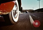 Standbild Automobile und Highways in Amerika United States USA, 1953, aus Sekunde 38 historischem Filmmaterial Videoclip 65675068823