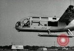 Standbild Bell XV-3 convertiplane "tiltrotor" Flugzeug Texas United States USA, 1955, aus Sekunde 59 historischem Filmmaterial Videoclip 65675068824