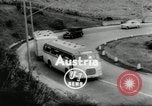 Image Setra bus Camping et de la remorque Autriche, 1955, de la seconde 3 séquences d'archives historiques vidéo 65675068827