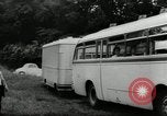 Image Setra bus Camping et de la remorque Autriche, 1955, de la seconde 7 séquences d'archives historiques vidéo 65675068827