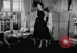 Image designer Fashions by Dior et Bohan Paris France, 1955, de la seconde 35 séquences d'archives historiques vidéo 65675068828
