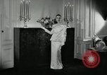 Image designer Fashions by Dior et Bohan Paris France, 1955, de la seconde 41 séquences d'archives historiques vidéo 65675068828