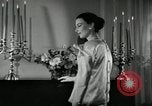 Image designer Fashions by Dior et Bohan Paris France, 1955, de la seconde 44 séquences d'archives historiques vidéo 65675068828