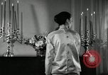 Image designer Fashions by Dior et Bohan Paris France, 1955, de la seconde 46 séquences d'archives historiques vidéo 65675068828