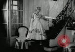 Image designer Fashions by Dior et Bohan Paris France, 1955, de la seconde 52 séquences d'archives historiques vidéo 65675068828