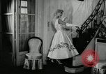 Image designer Fashions by Dior et Bohan Paris France, 1955, de la seconde 56 séquences d'archives historiques vidéo 65675068828