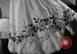 Image designer Fashions by Dior et Bohan Paris France, 1955, de la seconde 59 séquences d'archives historiques vidéo 65675068828