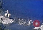Image Pêche à partir de l'homme Jackson Wyoming USA, 1960, de la seconde 1 séquences d'archives historiques vidéo 65675068832