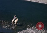 Image Pêche à partir de l'homme Jackson Wyoming USA, 1960, de la seconde 8 séquences d'archives historiques vidéo 65675068832