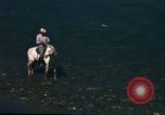 Image Pêche à partir de l'homme Jackson Wyoming USA, 1960, de la seconde 41 séquences d'archives historiques vidéo 65675068832