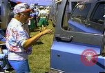 Immagine di Caravan cinese Keystone South Dakota USA, 1987, secondo 54 filmato di repertorio 65675068839