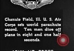 Immagine di Parachutist jump Illinois United States USA, 1930, secondo 6 filmato di repertorio 65675068848