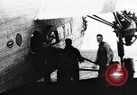 Immagine di Parachutist jump Illinois United States USA, 1930, secondo 10 filmato di repertorio 65675068848