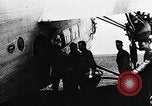 Immagine di Parachutist jump Illinois United States USA, 1930, secondo 13 filmato di repertorio 65675068848