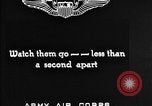 Immagine di Parachutist jump Illinois United States USA, 1930, secondo 33 filmato di repertorio 65675068848