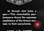 Immagine di Parachutist jump Illinois United States USA, 1930, secondo 45 filmato di repertorio 65675068848