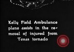 Immagine di Tornado e flood United States USA, 1930, secondo 1 filmato di repertorio 65675068850