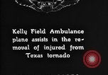 Immagine di Tornado e flood United States USA, 1930, secondo 4 filmato di repertorio 65675068850