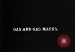Immagine di Gas asfissianti e maschere antigas nella prima guerra mondiale Europa, 1918, secondo 12 filmato di repertorio 65675068861