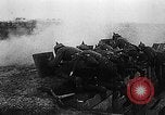 Immagine di Gas asfissianti e maschere antigas nella prima guerra mondiale Europa, 1918, secondo 54 filmato di repertorio 65675068861