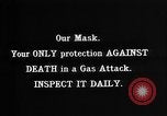 Immagine di Maschera a gas United States USA, 1919, secondo 10 filmato di repertorio 65675068862
