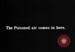 Immagine di Maschera a gas United States USA, 1919, secondo 22 filmato di repertorio 65675068862