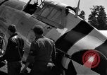Standbild P-47D Thunderbolt Flugzeuge Lignerolles Normandie Frankreich, 1944, aus Sekunde 40 historischem Filmmaterial Videoclip 65675068869