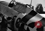 Standbild P-47D Thunderbolt Flugzeuge Lignerolles Normandie Frankreich, 1944, aus Sekunde 43 historischem Filmmaterial Videoclip 65675068869