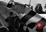 Standbild P-47D Thunderbolt Flugzeuge Lignerolles Normandie Frankreich, 1944, aus Sekunde 48 historischem Filmmaterial Videoclip 65675068869