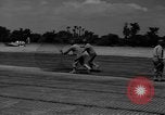 Image airborne ingénieurs France, 1944, de la seconde 12 séquences d'archives historiques vidéo 65675068870