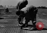 Image airborne ingénieurs France, 1944, de la seconde 17 séquences d'archives historiques vidéo 65675068870