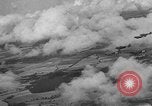 Standbild Operation Market Garden der alliierten Invasion Nijmegen Niederlande, 1944, aus Sekunde 32 historischem Filmmaterial Videoclip 65675068875