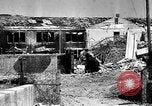 Standbild Schäden durch alliierte Bombenangriffe Frankreich, 1944, aus Sekunde 23 historischem Filmmaterial Videoclip 65675068876