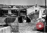 Standbild Schäden durch alliierte Bombenangriffe Frankreich, 1944, aus Sekunde 25 historischem Filmmaterial Videoclip 65675068876