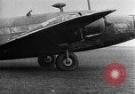 Standbild Vickers Wellington England, 1940, aus Sekunde 22 historischem Filmmaterial Videoclip 65675068888