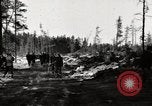 Standbild deutschen Gefangenen Munising Michigan USA, 1944, aus Sekunde 16 historischem Filmmaterial Videoclip 65675068891