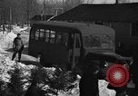 Standbild deutschen Gefangenen Munising Michigan USA, 1944, aus Sekunde 10 historischem Filmmaterial Videoclip 65675068892