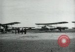 Standbild Airco DH-4 Frankreich, 1918, aus Sekunde 14 historischem Filmmaterial Videoclip 65675068927