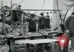 Standbild Männer an der Arbeit Frankreich, 1918, aus Sekunde 19 historischem Filmmaterial Videoclip 65675068930