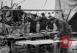 Standbild Männer an der Arbeit Frankreich, 1918, aus Sekunde 24 historischem Filmmaterial Videoclip 65675068930