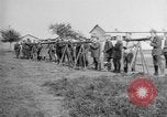 Standbild gunners Ausbildung Frankreich, 1918, aus Sekunde 16 historischem Filmmaterial Videoclip 65675068932