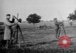 Standbild gunners Ausbildung Frankreich, 1918, aus Sekunde 39 historischem Filmmaterial Videoclip 65675068932