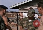 Standbild Bekämpfung control Team Vietnam, 1969, aus Sekunde 28 historischem Filmmaterial Videoclip 65675068960
