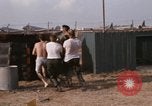 Standbild Bekämpfung control Team Vietnam, 1969, aus Sekunde 23 historischem Filmmaterial Videoclip 65675068962