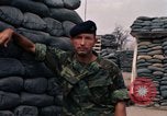Immagine di Il sergente Rieney Il Vietnam, 1969, secondo 20 filmato di repertorio 65675068968
