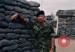 Immagine di Il sergente Rieney Il Vietnam, 1969, secondo 43 filmato di repertorio 65675068968
